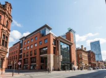 Transaction IMMEUBLE DE BUREAUX DE PLUS DE 8 080 M² (CŒUR DE MANCHESTER, ROYAUME-UNI) lundi 29 septembre 2025 Transaction IMMEUBLE DE BUREAUX DE PLUS DE 8 080 M² (CŒUR DE MANCHESTER, ROYAUME-UNI) lundi 29 septembre 2025