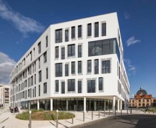 L'immeuble Néon, à Nanterre