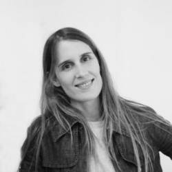Audrey Delavault, Nhood