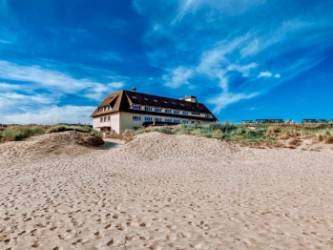 Transaction 3* HÔTEL CLUB DE LA PLAGE (21 JEAN MERMOZ, 14810 MERVILLE-FRANCEVILLE-PLAGE) mardi  4 juin 2024