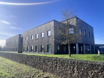 Transaction IMMEUBLE MIXTE DE 1 928 M² (35230 NOYAL CHATILLON SUR SEICHE) vendredi 27 juin 2025 Transaction IMMEUBLE MIXTE DE 1 928 M² (35230 NOYAL CHATILLON SUR SEICHE) vendredi 27 juin 2025